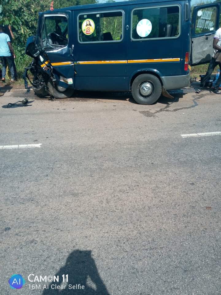 At least 9 people killed in car accident on Dormaa-Berekum road