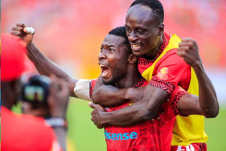 Asante Kotoko 2-0 Bechem United: Two late goals send Porcupines top of the Premier League table