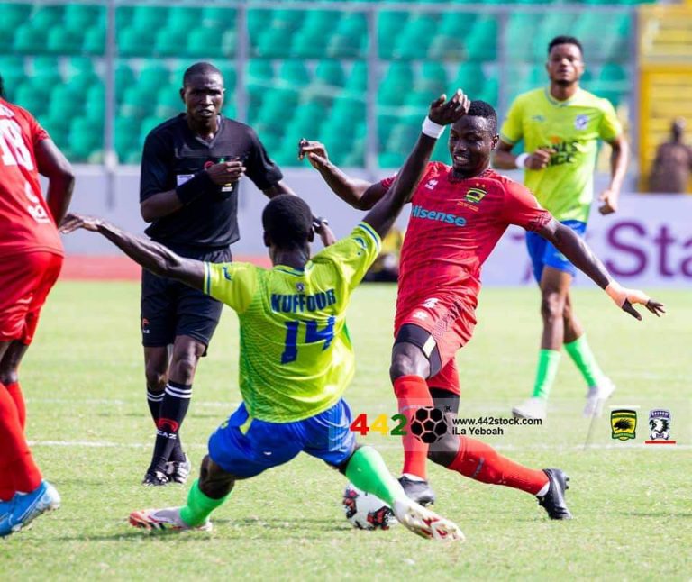 Ghana FA slaps referee Gabriel Opoku Arhin with six-game ban after failing to show Kotoko captain Ganiu RED CARD