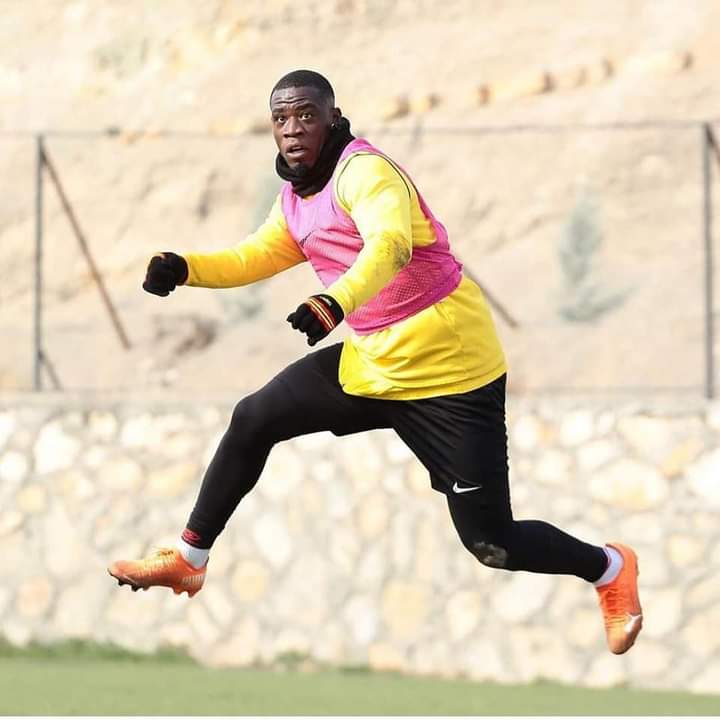 Afriyie Acquah terminates contract with Saudi Arabian side Al Batin; could join Asante Kotoko