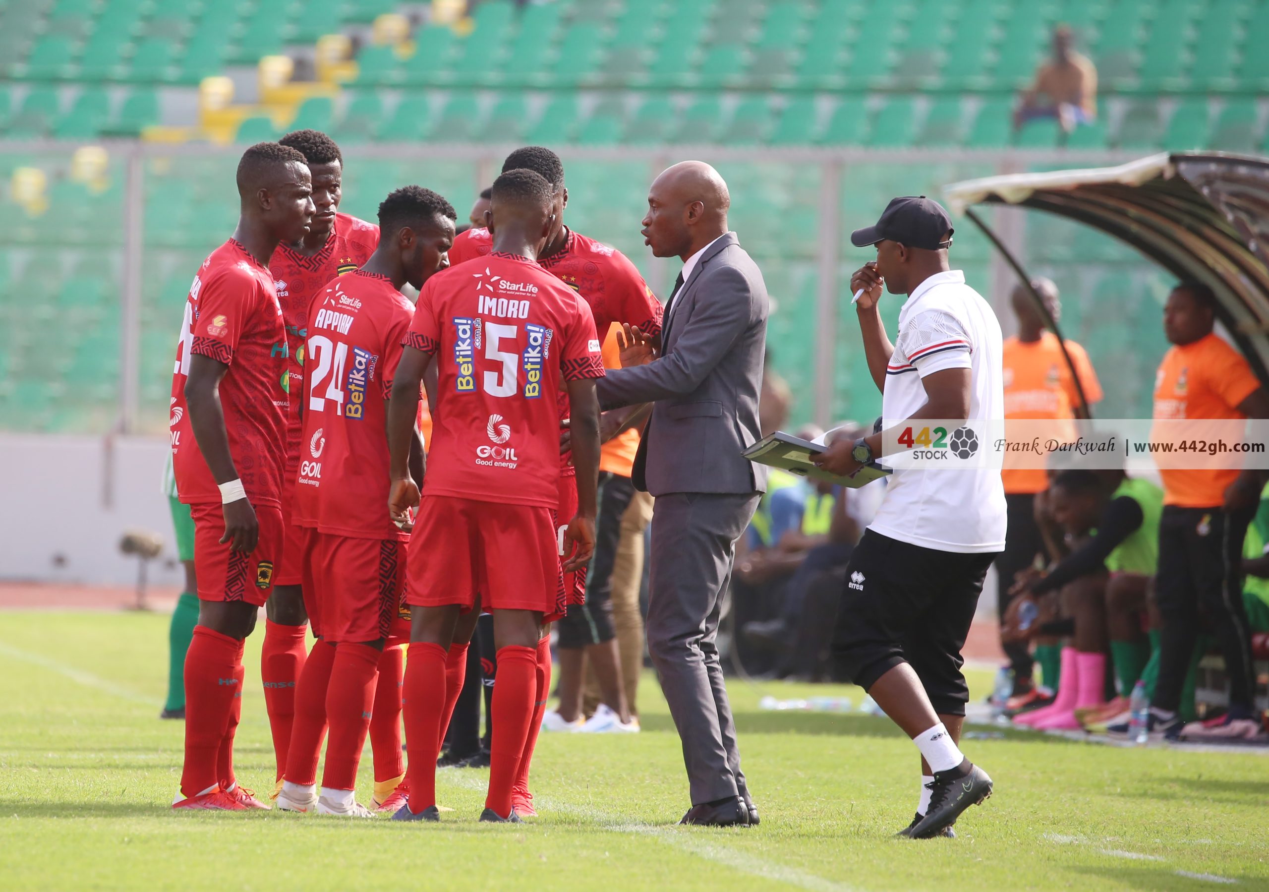 Fabio Gama & Isaac Oppong out as Kotoko arrive in Sunyani with 22 players ahead of Aduana clash