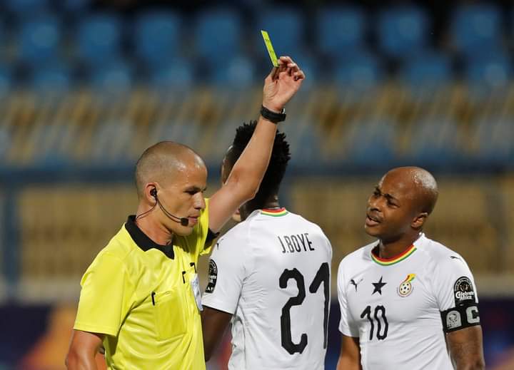 ‘Controversial’ South African referee Victor Gomes to officiate Ghana vs Gabon