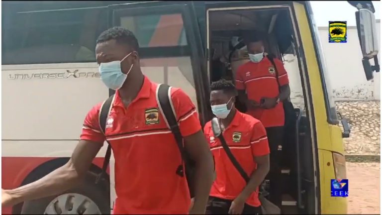 Asante Kotoko players arrive at Nduom Sports Stadium in high mood