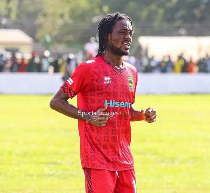 “We stand with Richmond Lamptey until the end” Kotoko back player despite ban due to match fixing