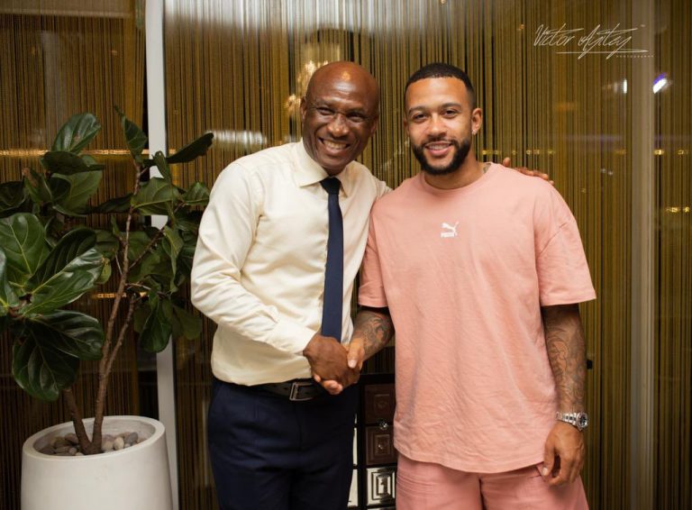 ‘What particular thing does Barcelona coach Xavi always tell you?’ Kotoko coach Prosper Ogum asks Memphis Depay