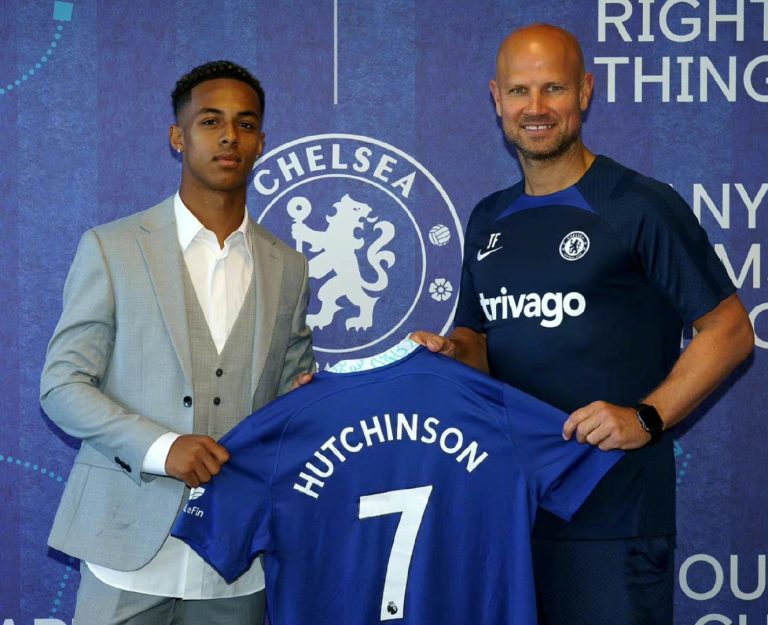 Chelsea sign highly-rated Ghanaian striker Hutchinson from Arsenal