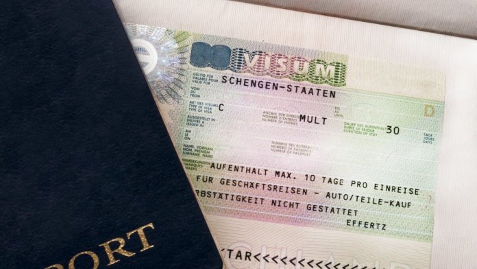 7 Top Most Common Mistakes Travellers Make When Applying for a Schengen Visa