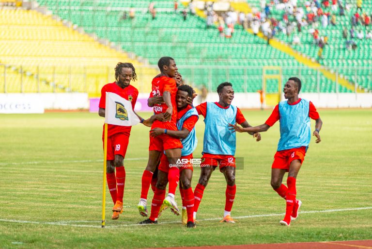 Highlights: Kotoko 1-0 Medeama: Sheriff Mohammed’s controversial goal from saves Prosper Ogum from further pressure